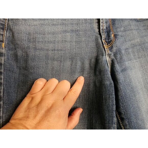 Old Navy Women's Size 8 Short Curvy Profile Bootcut Jeans Medium Wash - Picture 5 of 11